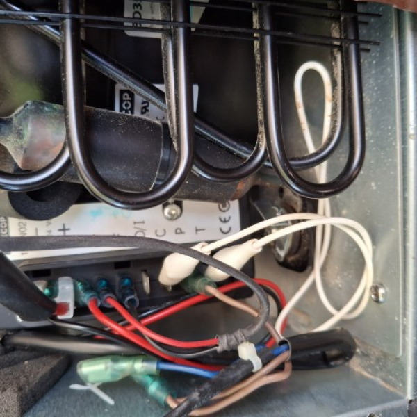 2026 02 23 Kühlschrank läuft wieder - etwas