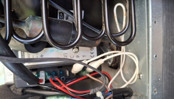 2026 02 23 Kühlschrank läuft wieder - etwas